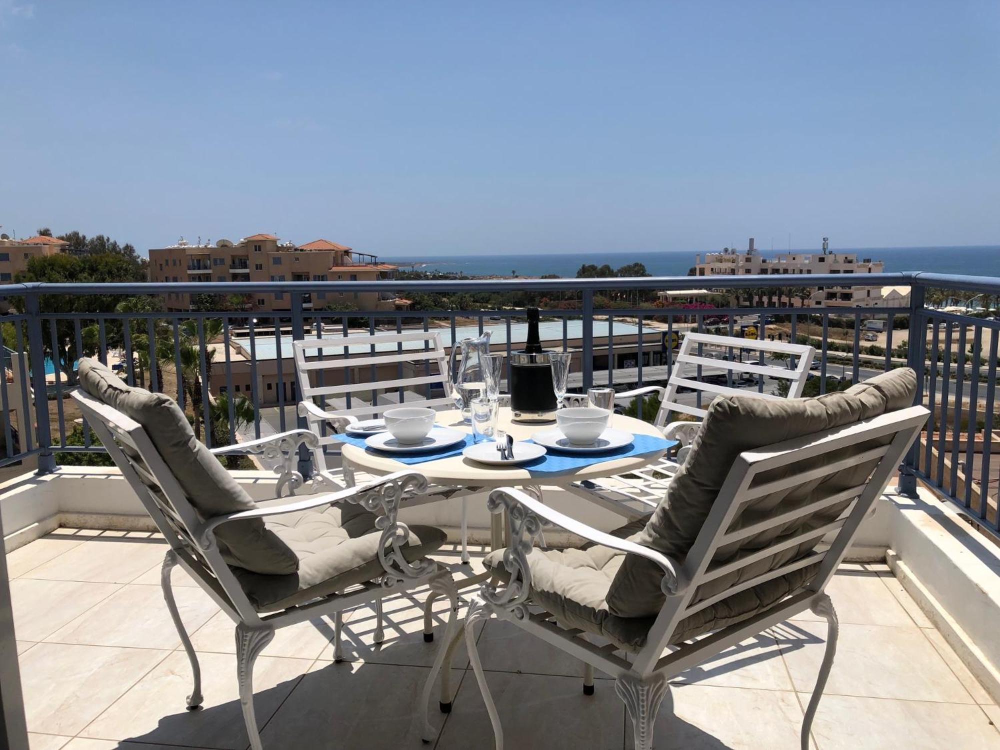 Kings Palace - Modern Penthouse With Incredible Sea Views Paphos Eksteriør billede