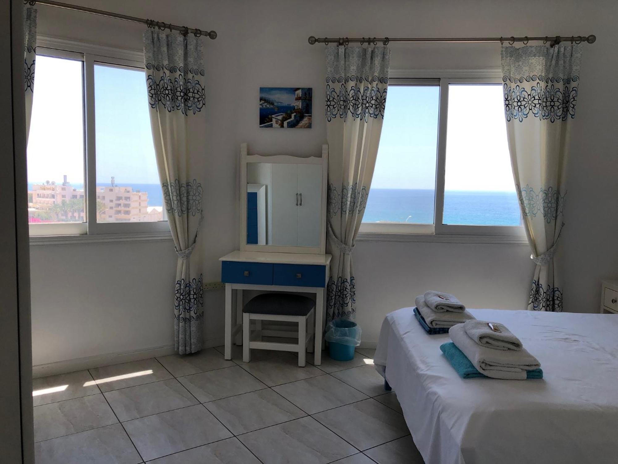 Kings Palace - Modern Penthouse With Incredible Sea Views Paphos Eksteriør billede